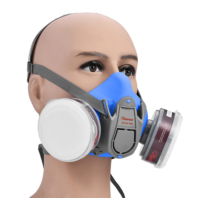 Halbe Atemschutzmaske mit Kohlefiltern GM2000